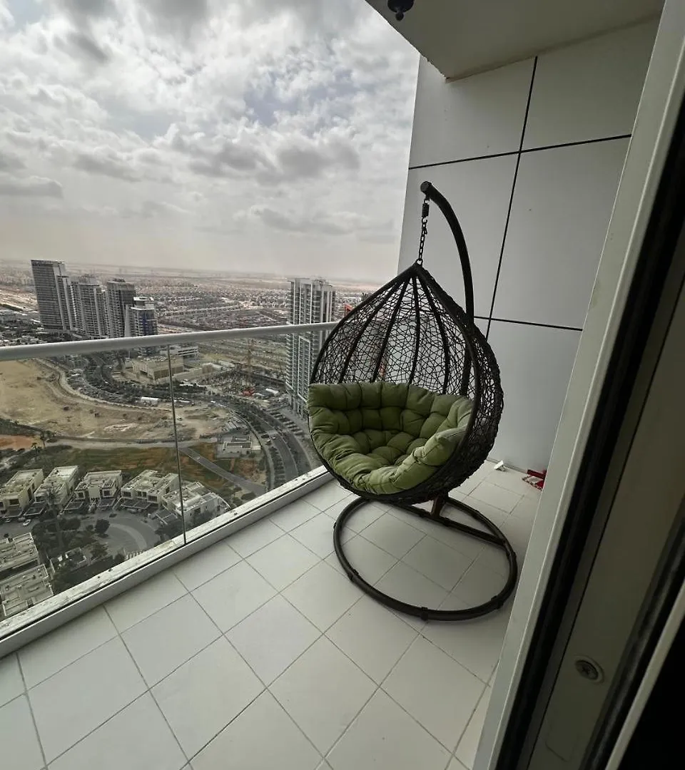 Damac Hills, Trump Golf Resort, Penthouse Studio Dubái